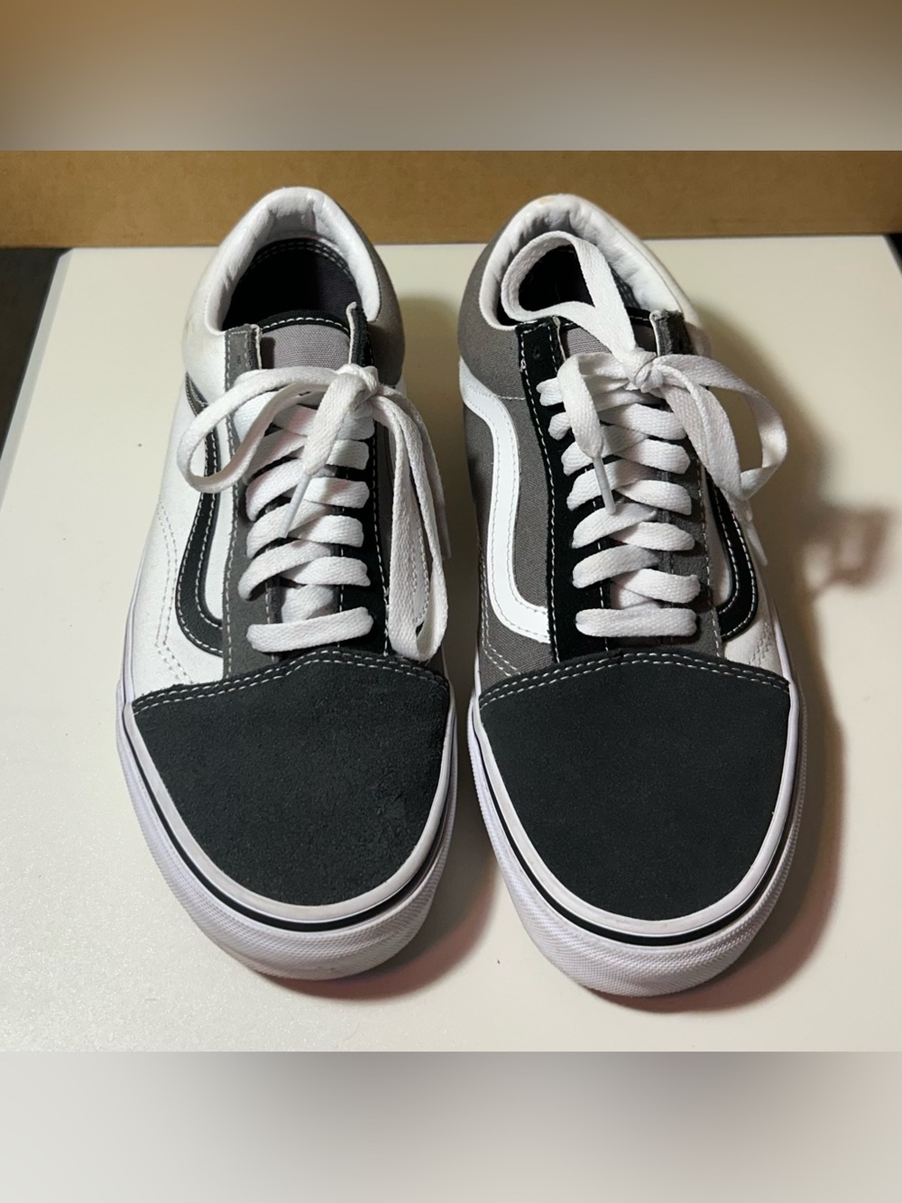 Vans Men's Size 7.5 Low-Top Color-Block Lace Up Sneakers Shoes Black and White